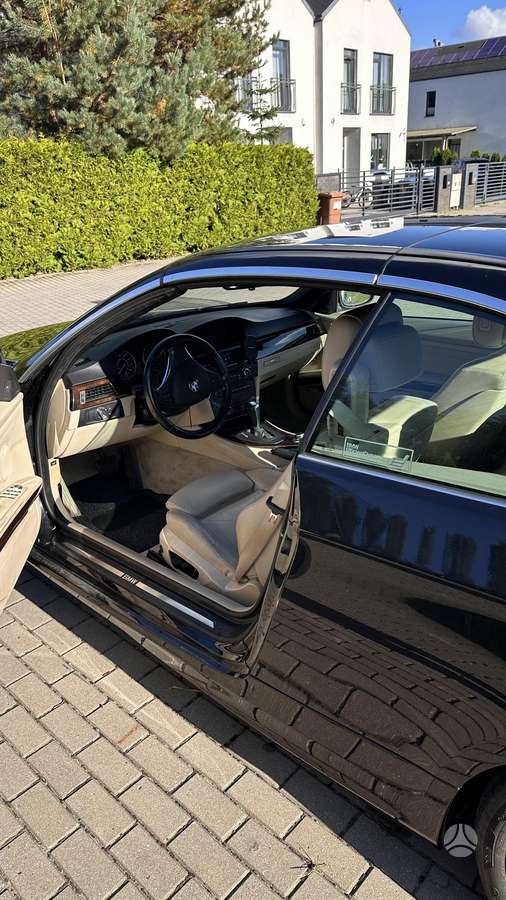 BMW 335, 3.0 l., convertible