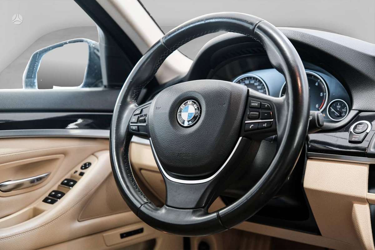 BMW 520, 2.0 l., Седан