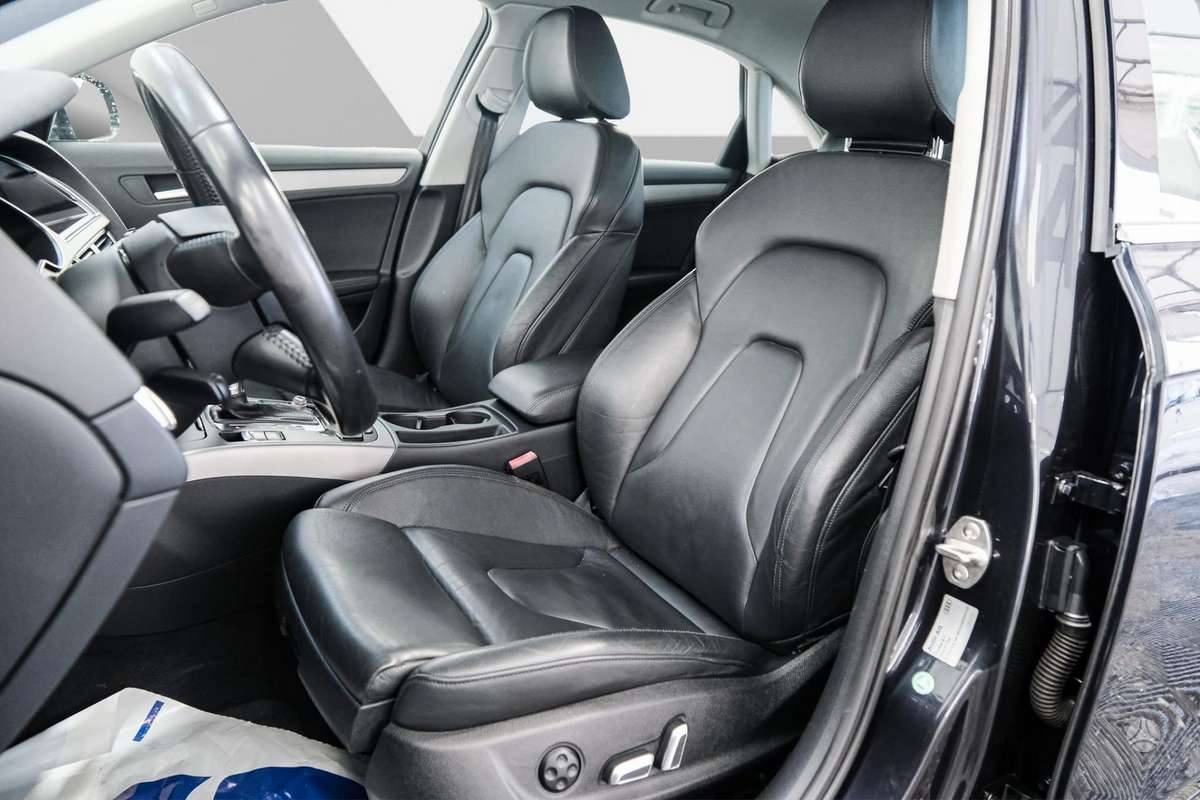 Audi A4, 3.0 l., sedanas