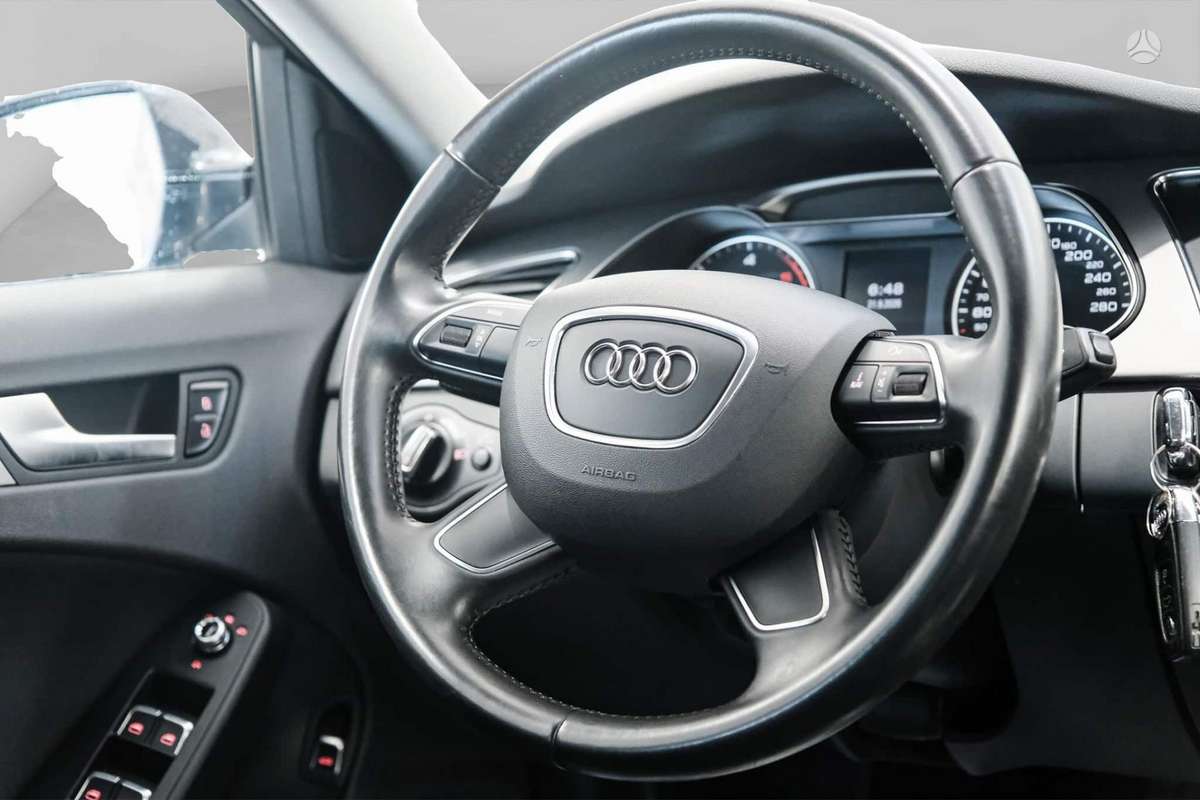 Audi A4, 3.0 l., sedanas