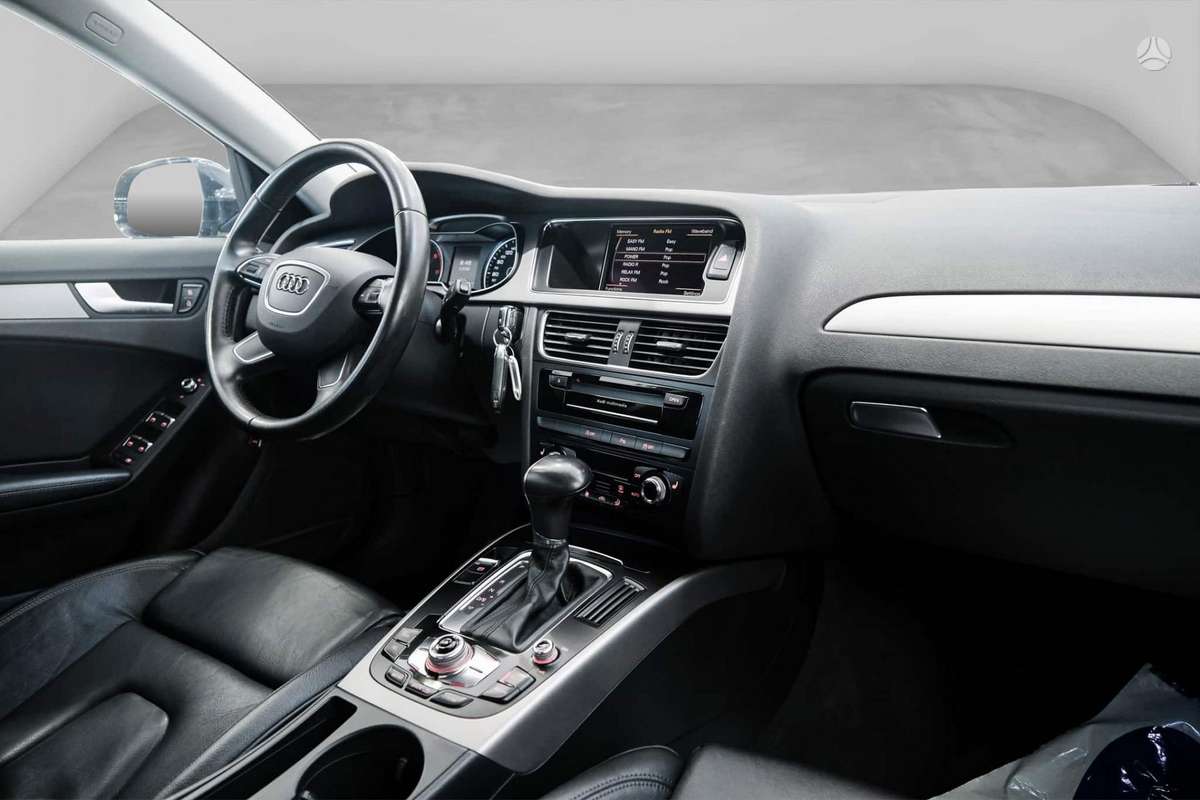 Audi A4, 3.0 l., sedanas