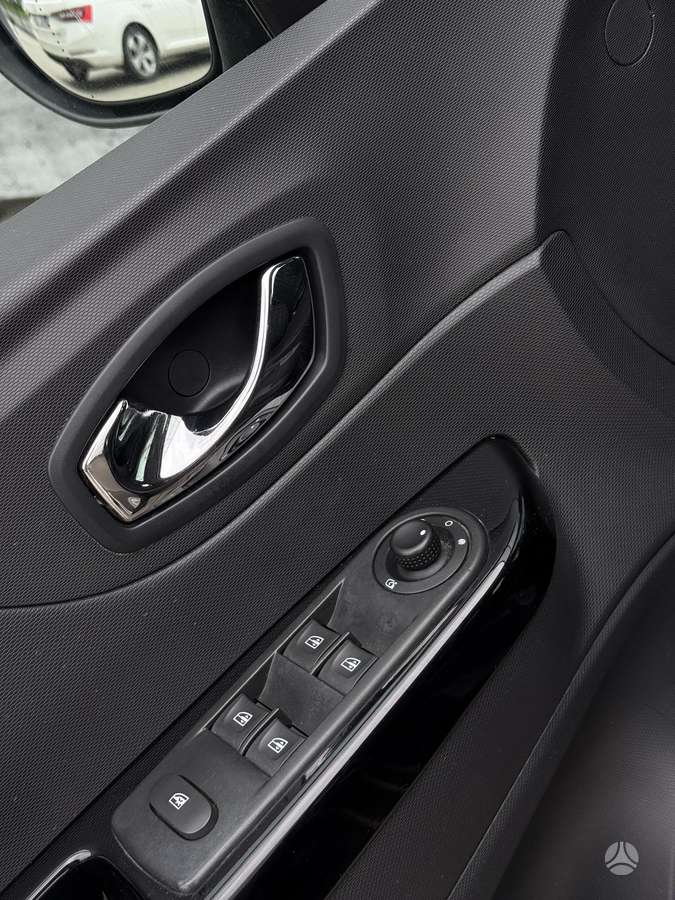 Renault Captur, 1.5 l., Внедорожник / Кроссовер