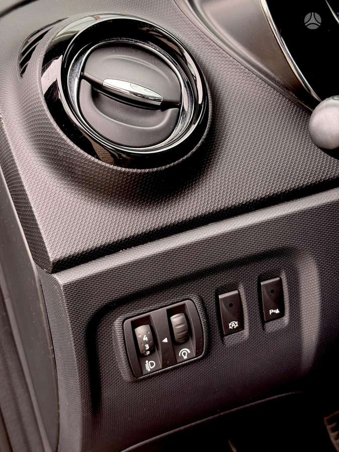 Renault Captur, 1.5 l., Внедорожник / Кроссовер