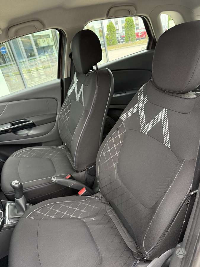 Renault Captur, 1.5 l., Внедорожник / Кроссовер