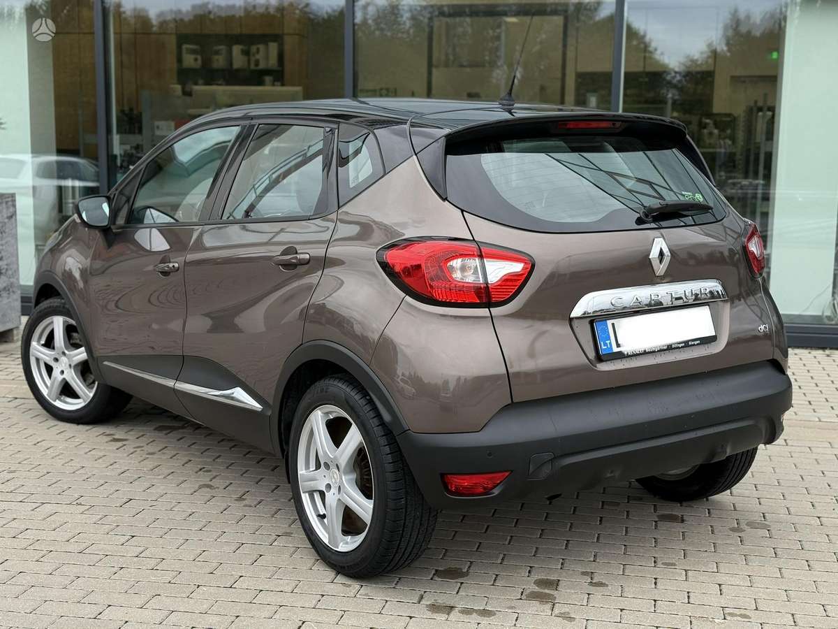 Renault Captur, 1.5 l., Внедорожник / Кроссовер
