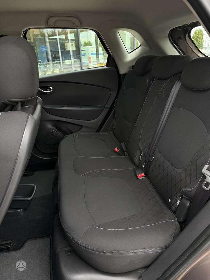 Renault Captur, 1.5 l., off-road / crossover