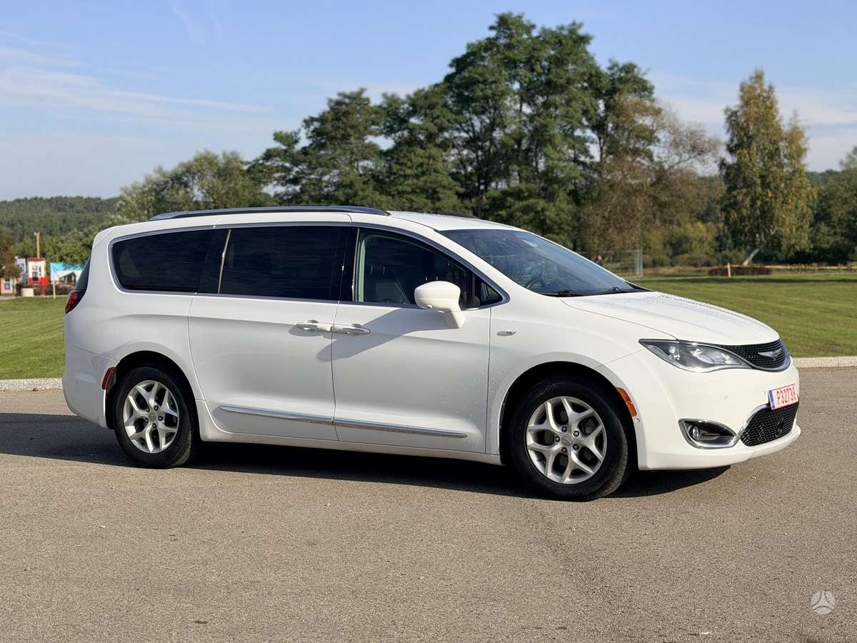 Chrysler Pacifica, 3.6 l., Минивэн