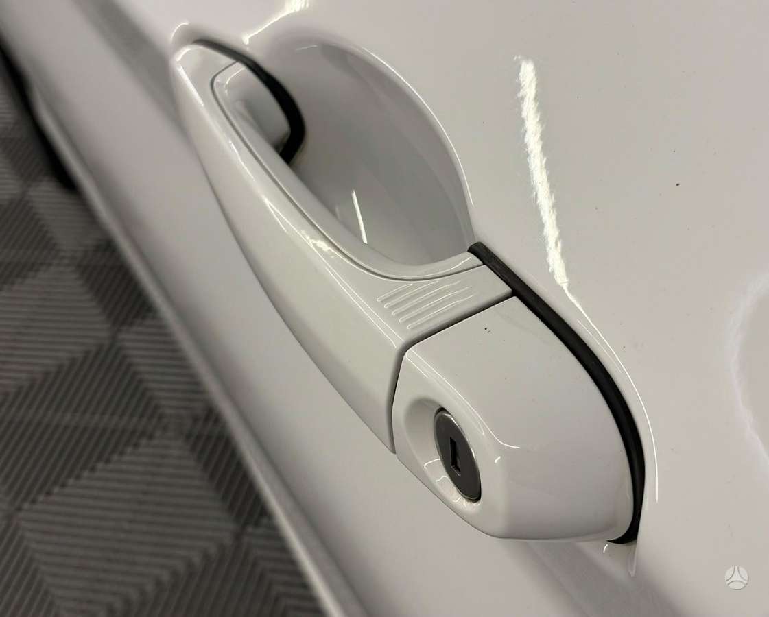BMW 120, 2.0 l., Хэтчбек