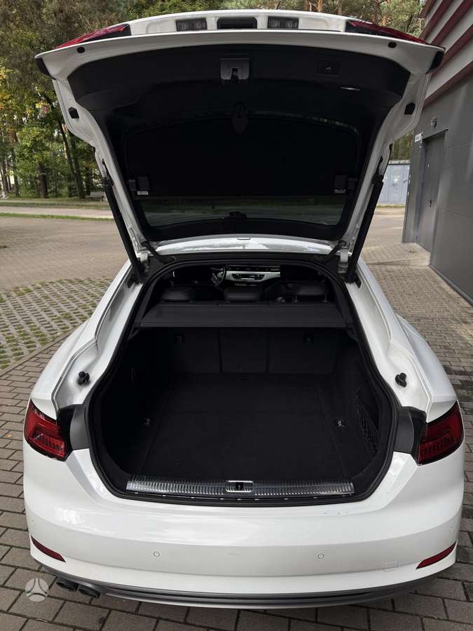Audi A5 Sportback, Хэтчбек