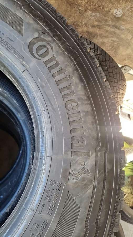 Continental, žieminės 295/80 R22,5