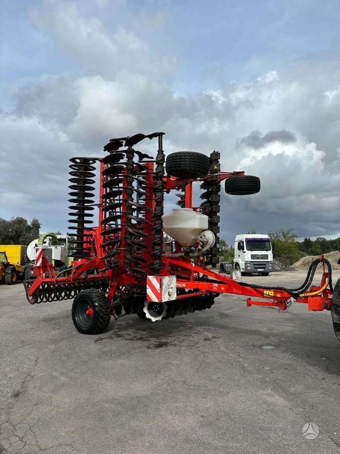 Kuhn Optimer7502R, scrapers, scrubbers