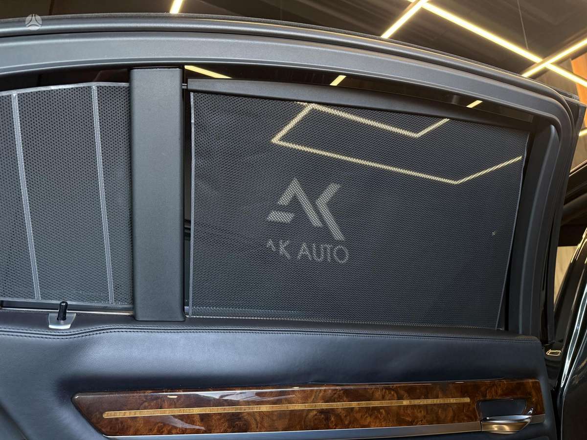 BMW 740, 3.0 l., Седан