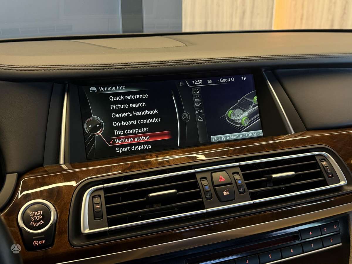 BMW 740, 3.0 l., Седан