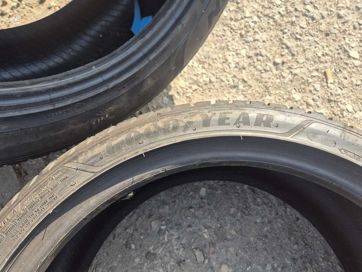 Goodyear, universalios 235/40 R19