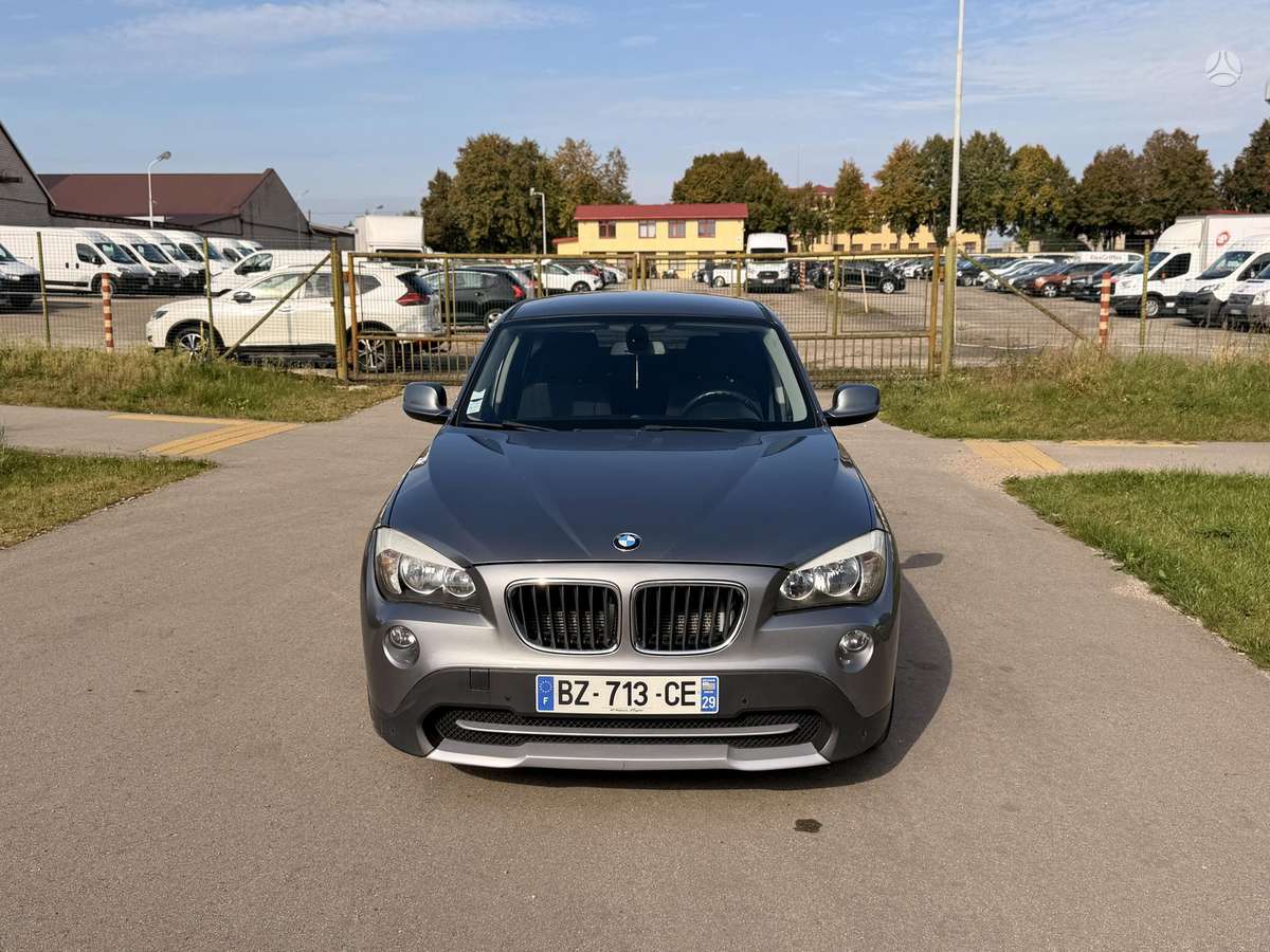 BMW X1, 2.0 l., hatchback