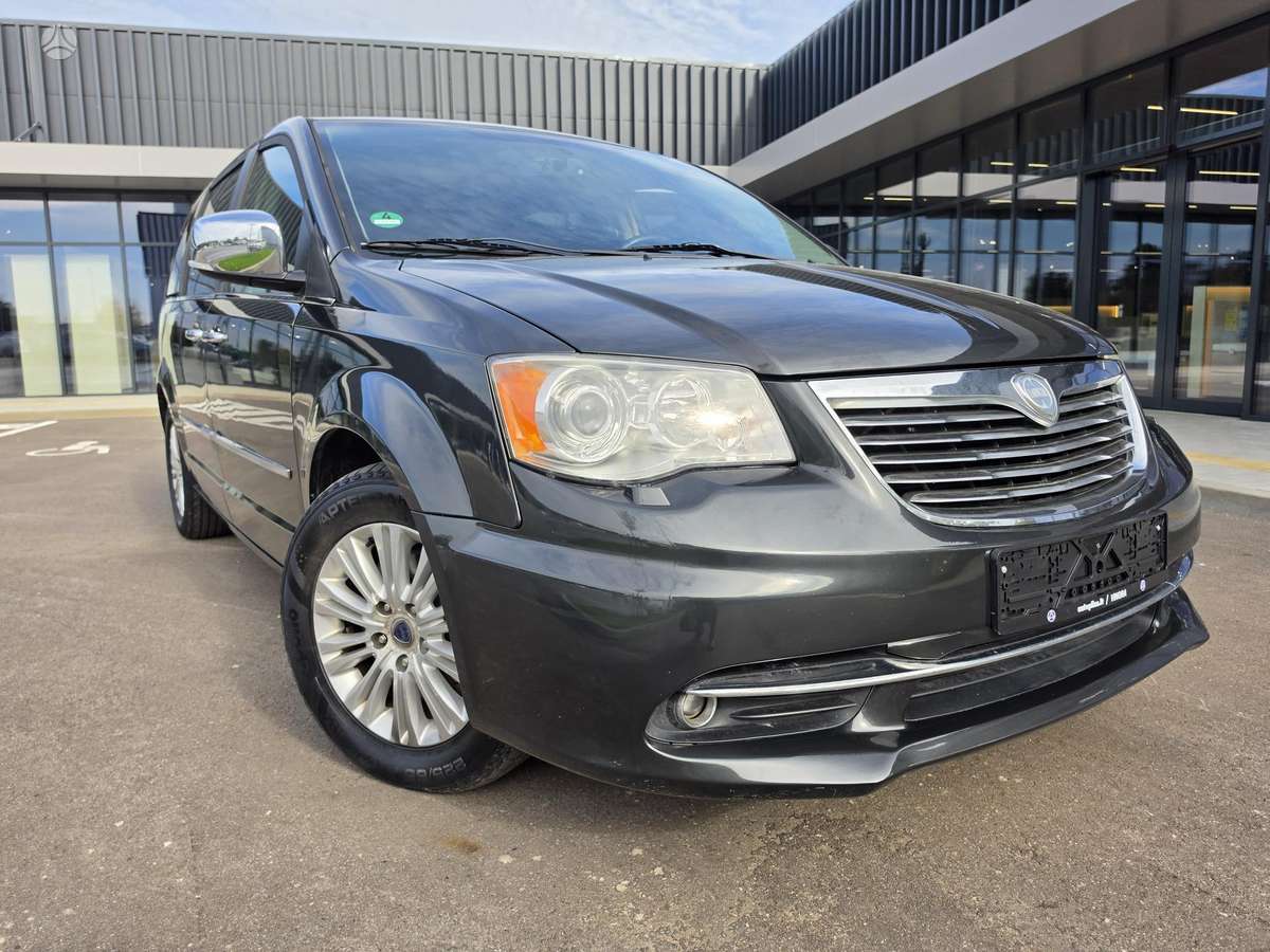 Lancia Voyager, 2.8 l., Минивэн