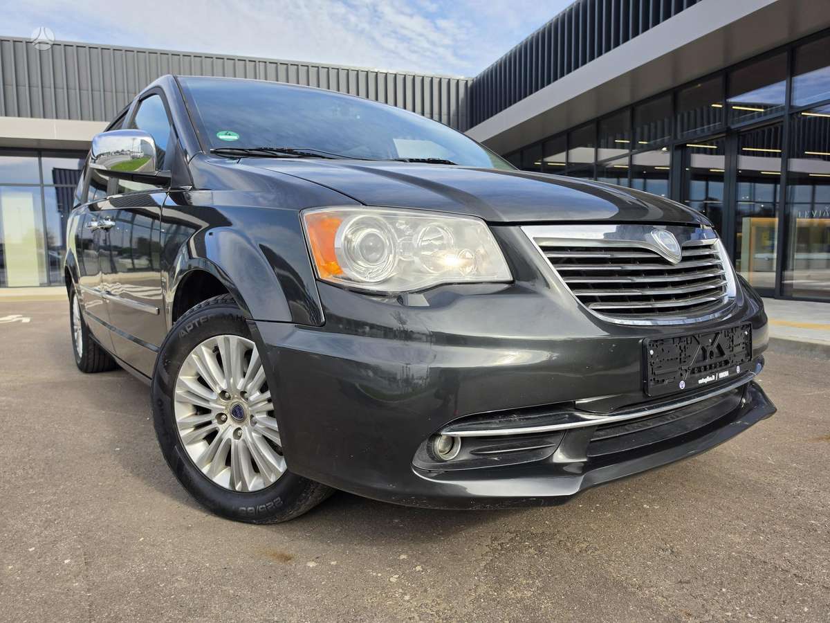 Lancia Voyager, 2.8 l., Минивэн