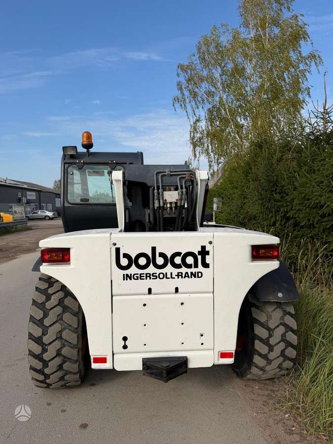 Bobcat T3093S, telescopic handler