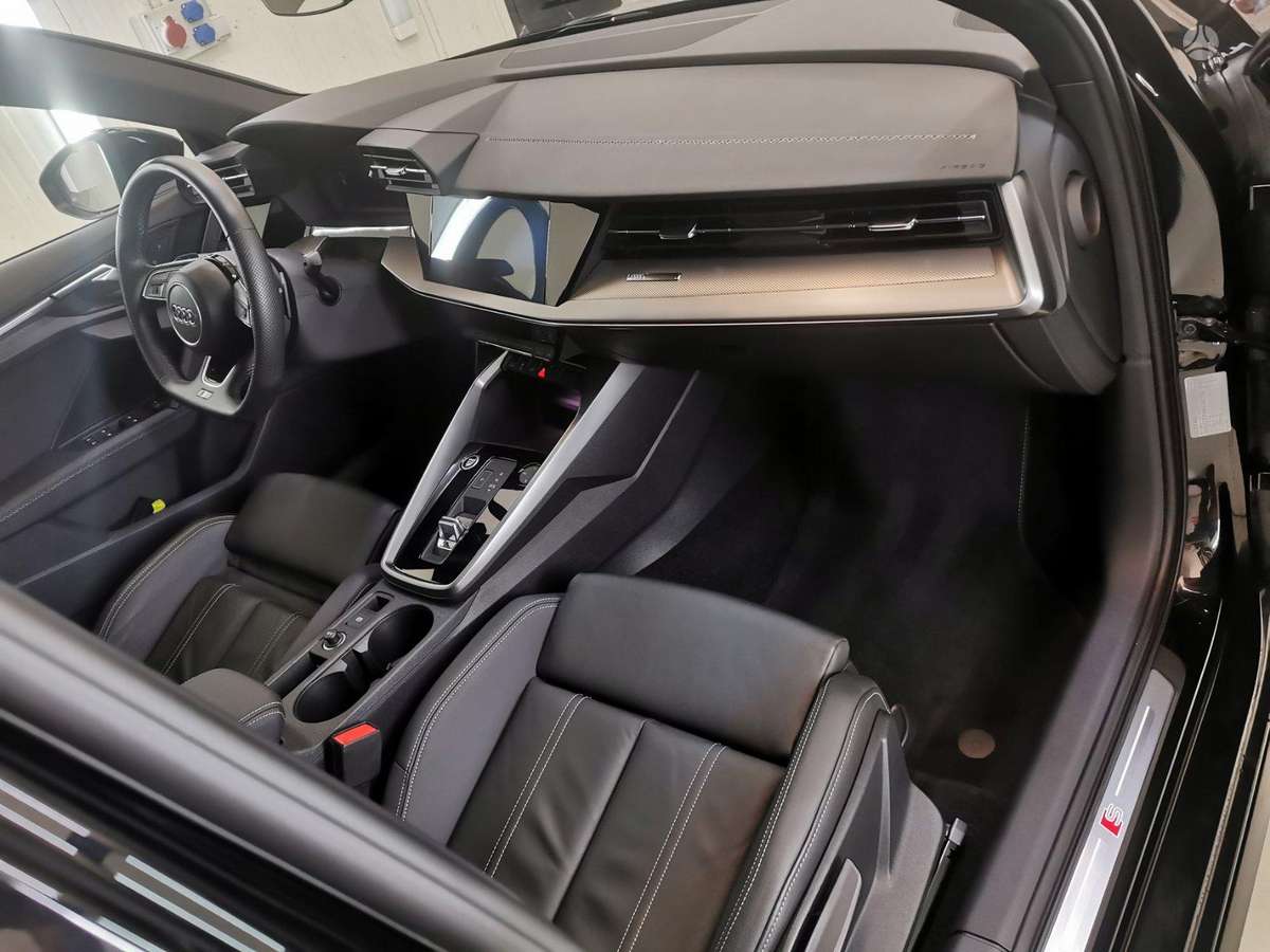 Audi A3, hečbekas
