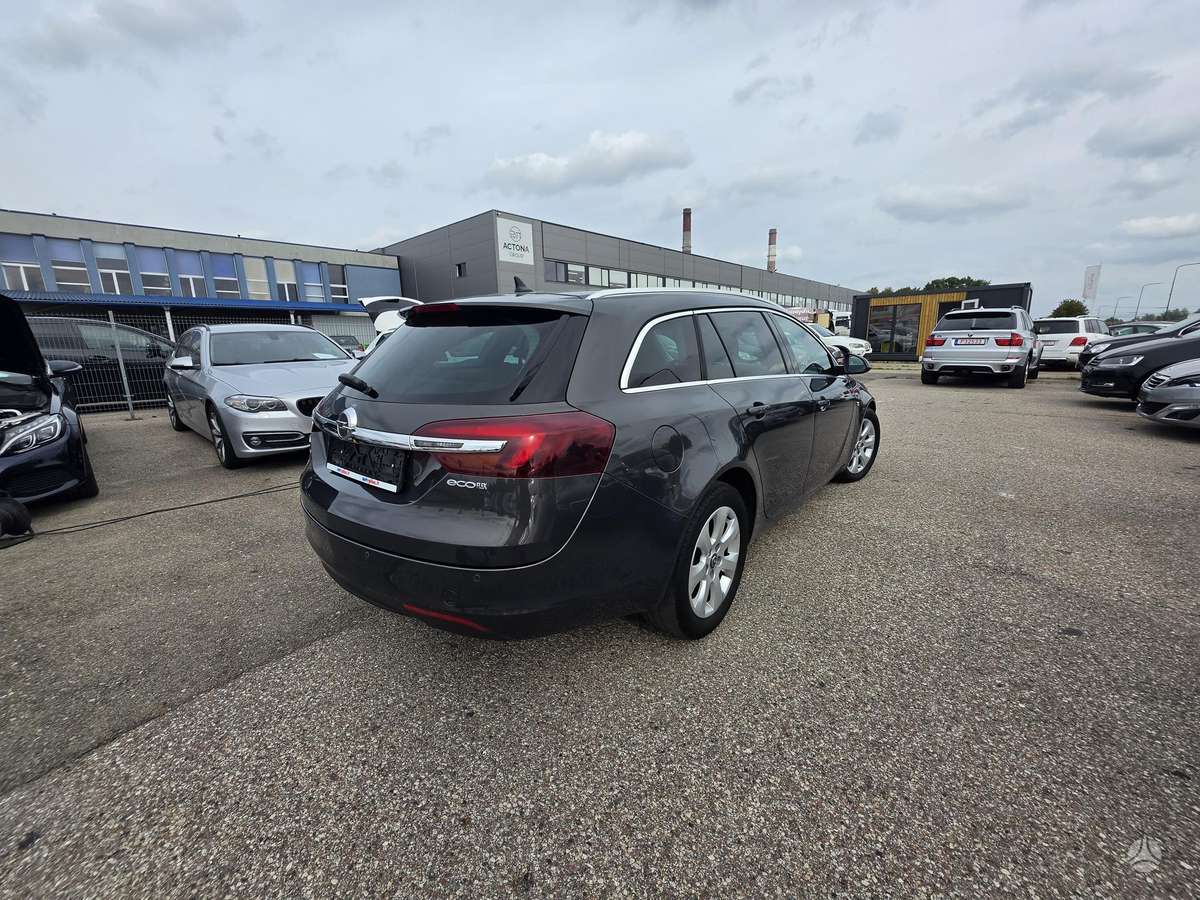Opel Insignia 2013 — photo 13