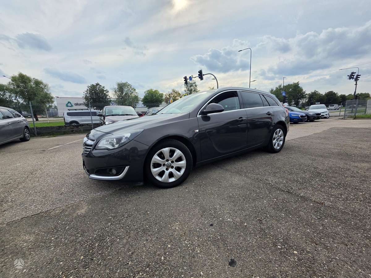 Opel Insignia 2013 — photo 26