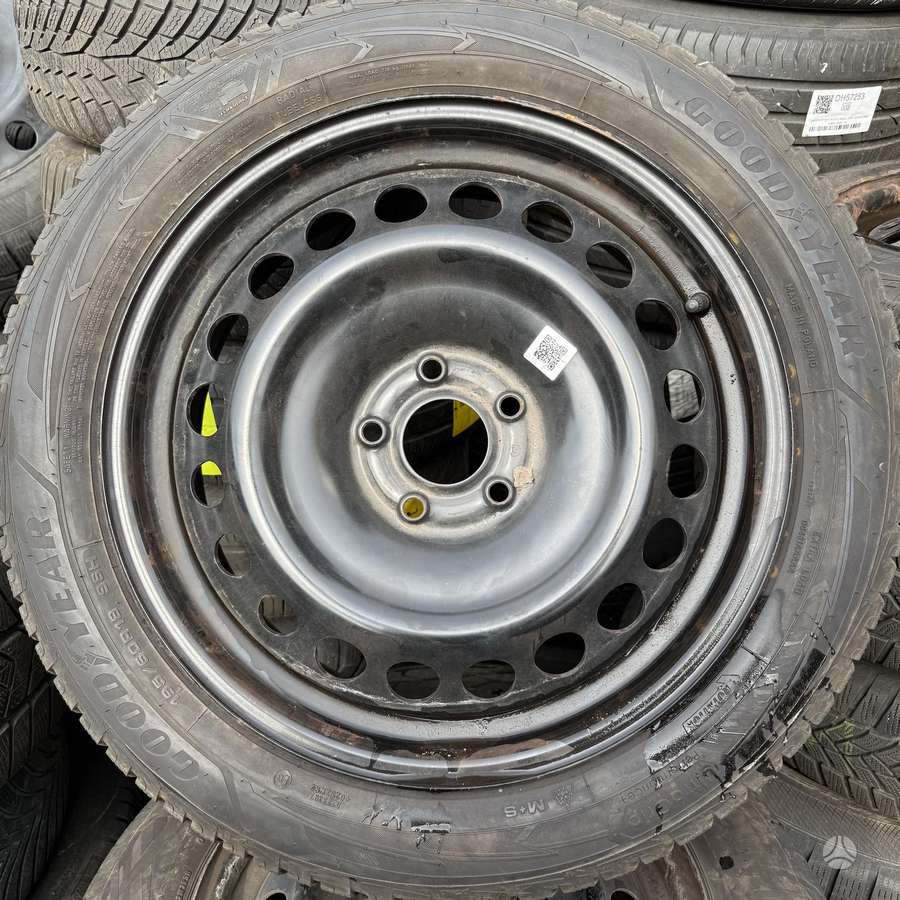 Renault, stamped steel, R18
