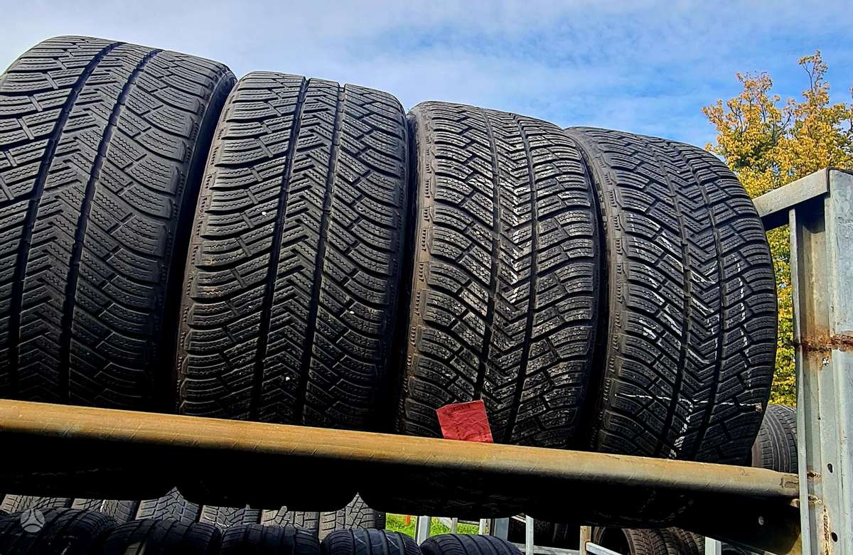 Michelin Pilot Alpin, winter 245/35 R20