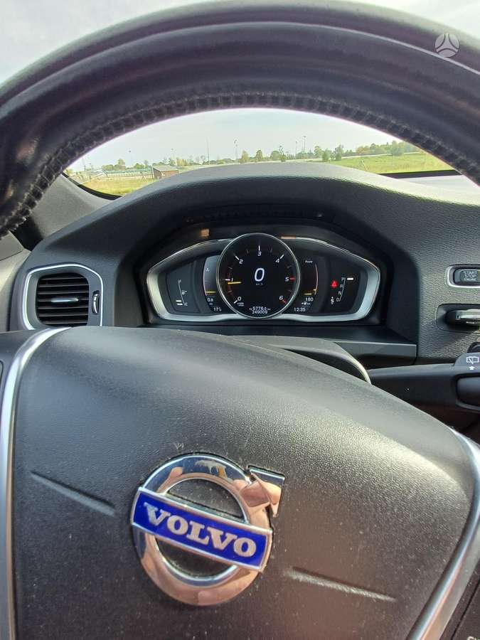 Volvo V60, 2.0 l., universalas