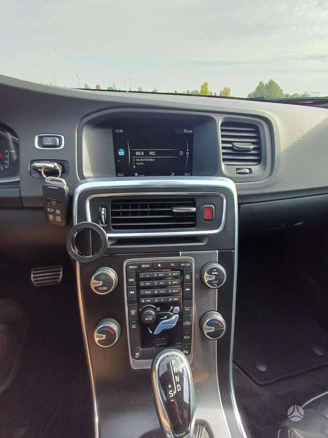 Volvo V60, 2.0 l., universalas
