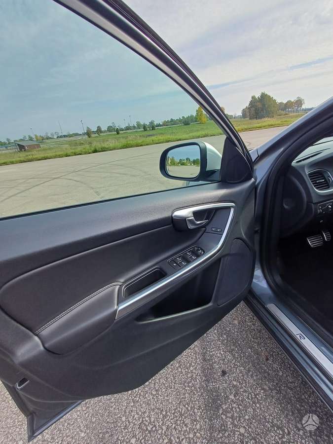Volvo V60, 2.0 l., universalas
