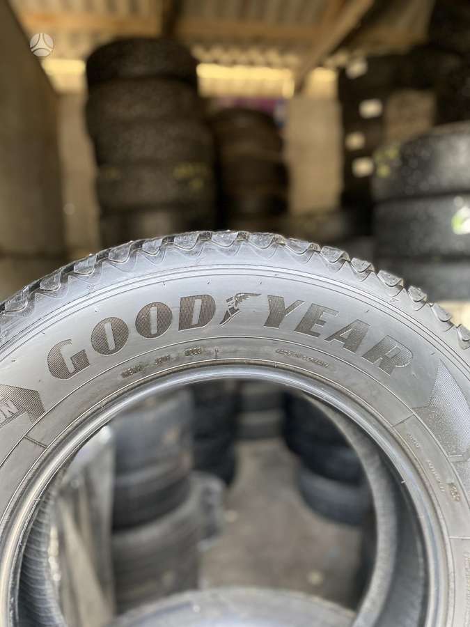 Goodyear, žieminės 245/70 R17