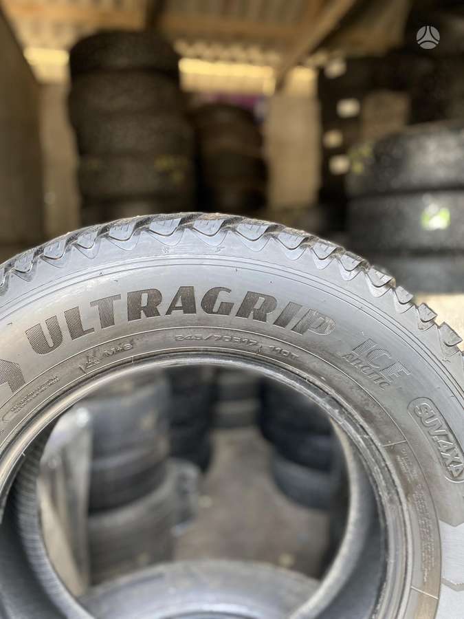Goodyear, žieminės 245/70 R17