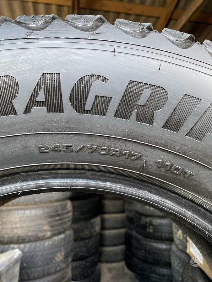 Goodyear, žieminės 245/70 R17
