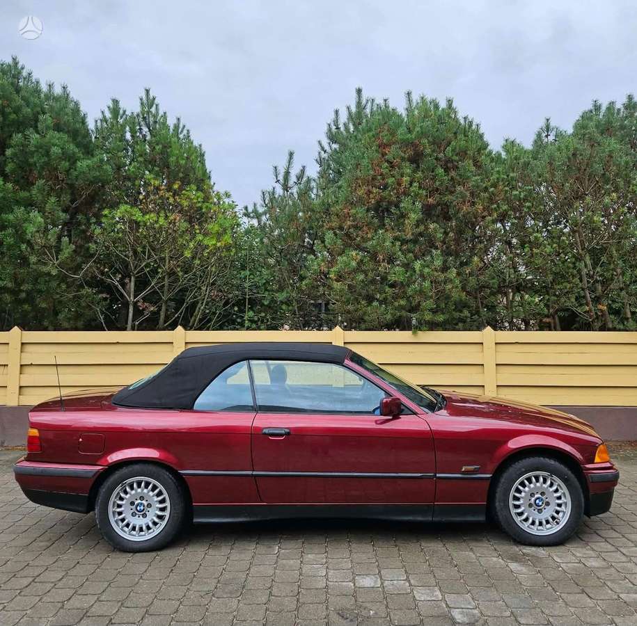 BMW 320, 2.0 l., convertible