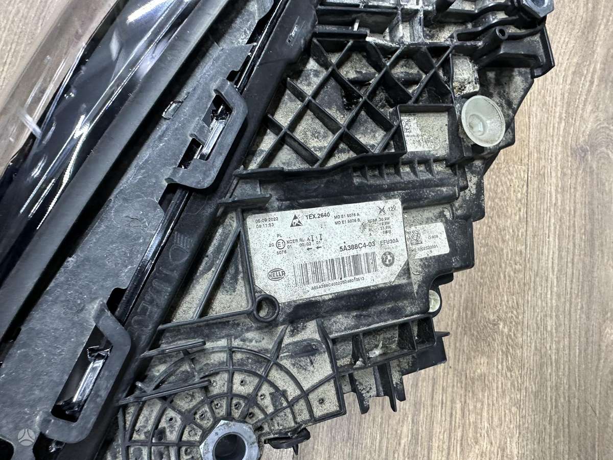 BMW 5 serija žibintai