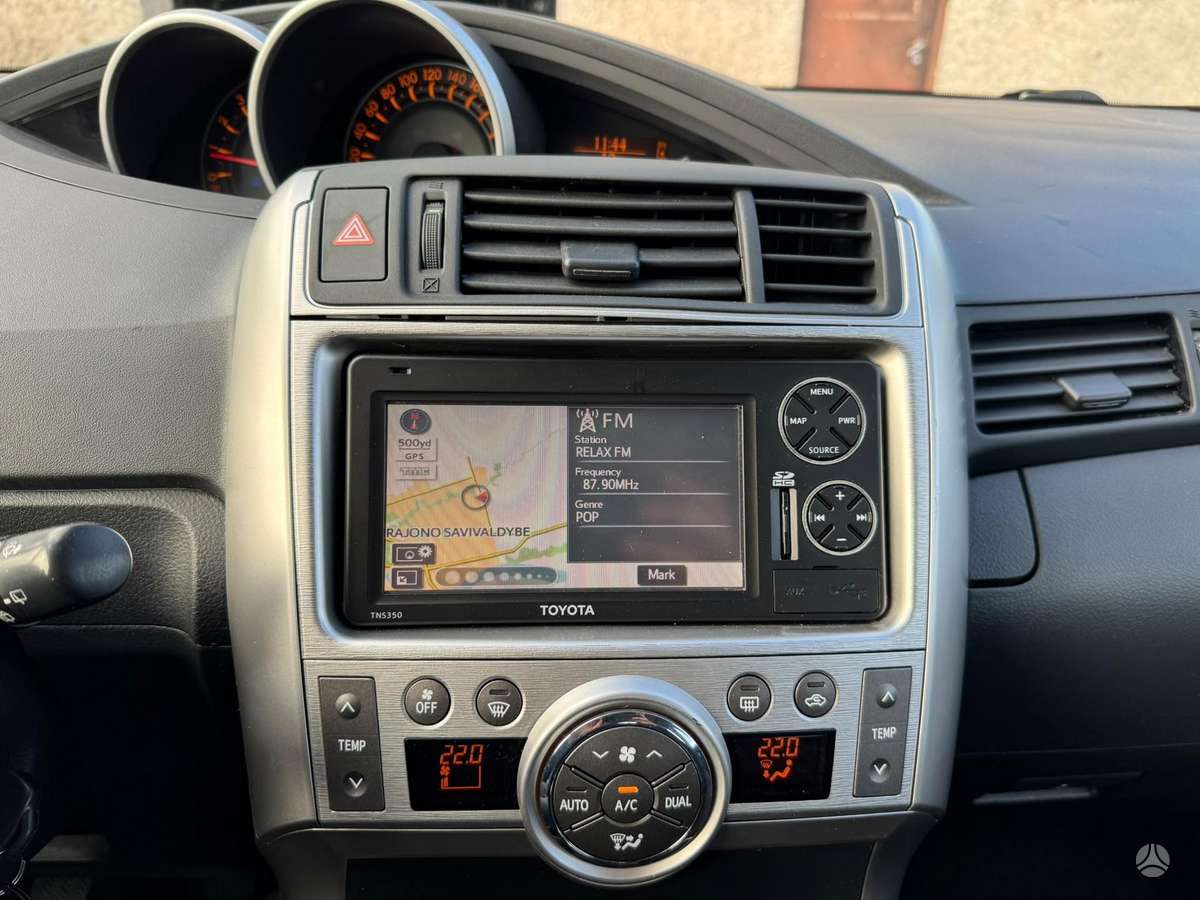 Toyota Verso, 2.0 l., mpv / minivan