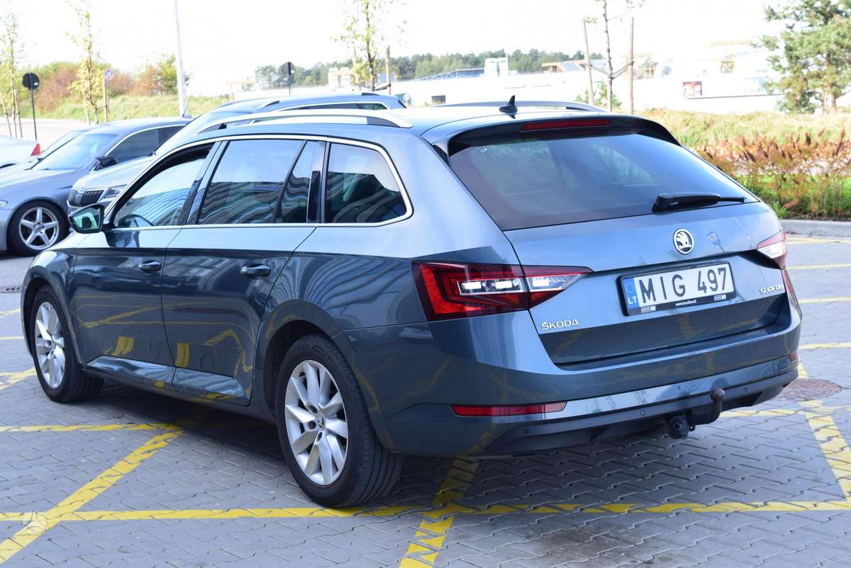Skoda Superb, 1.6 l., Универсал