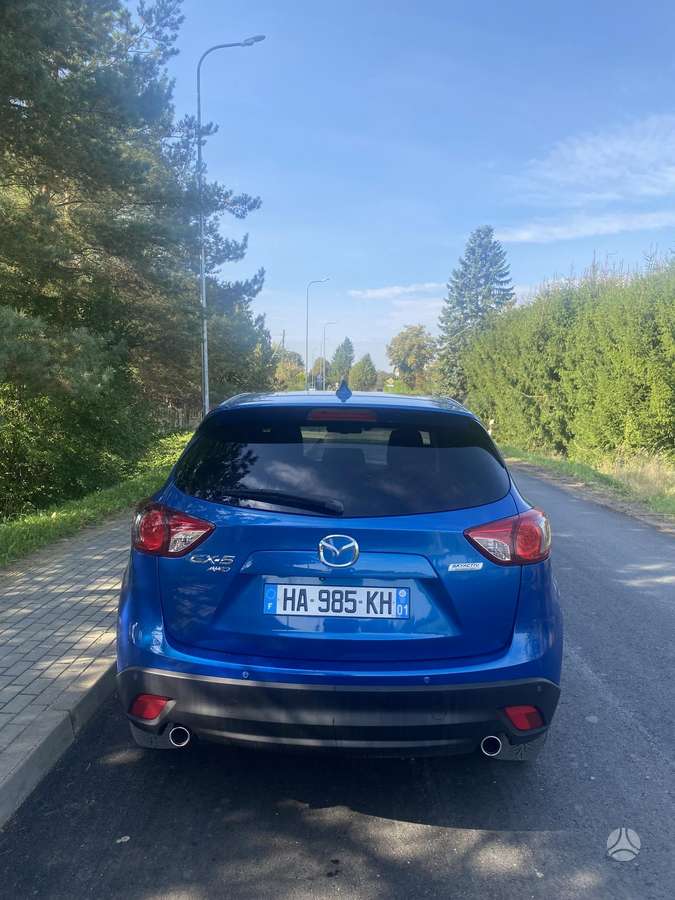 Mazda CX-5, 2.2 l., off-road / crossover