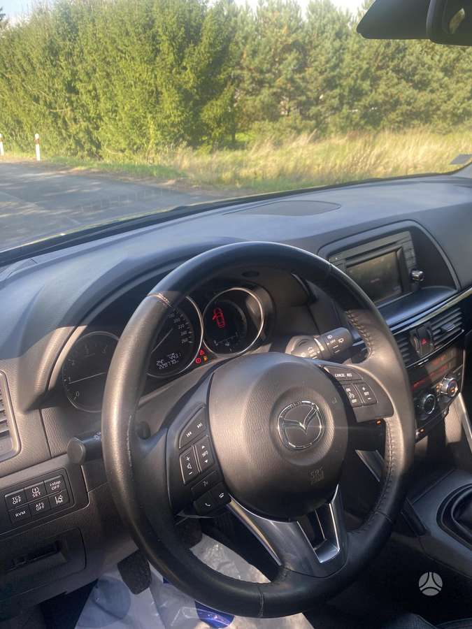Mazda CX-5, 2.2 l., off-road / crossover