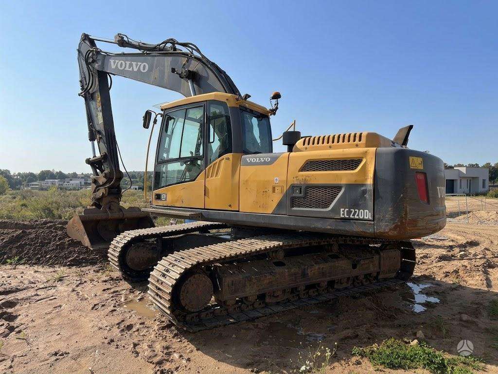Volvo EC220DL, экскаваторы