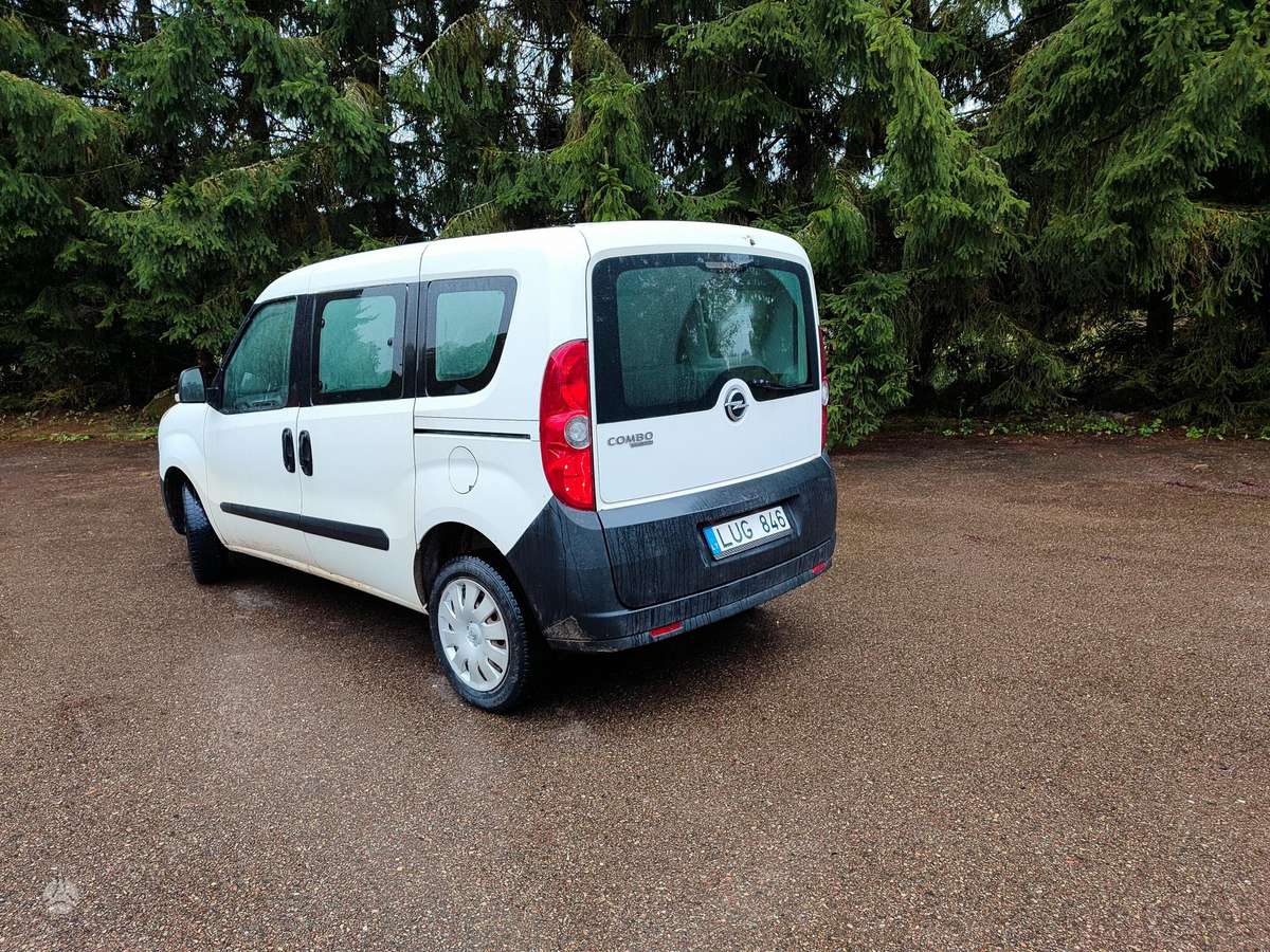 Opel Combo, 1.4 l., mpv / minivan