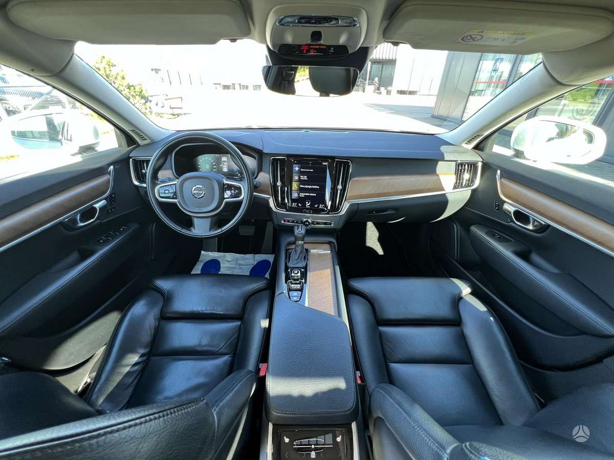 Volvo S90, 2.0 l., Седан