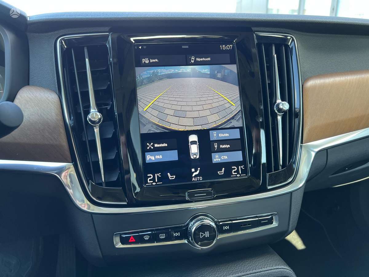 Volvo S90, 2.0 l., Седан