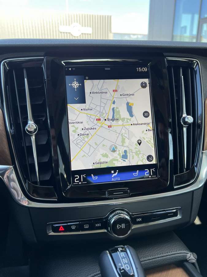 Volvo S90, 2.0 l., Седан