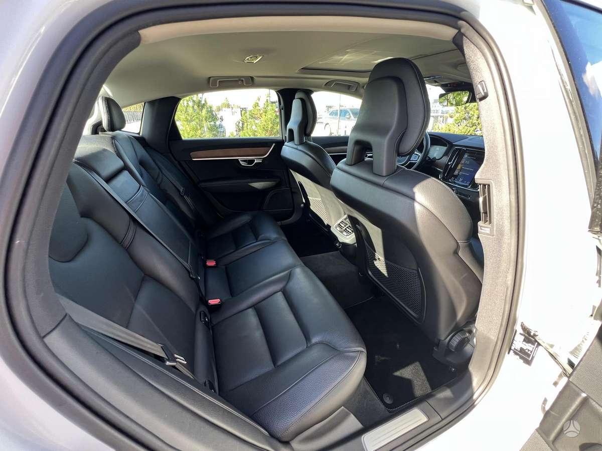 Volvo S90, 2.0 l., Седан