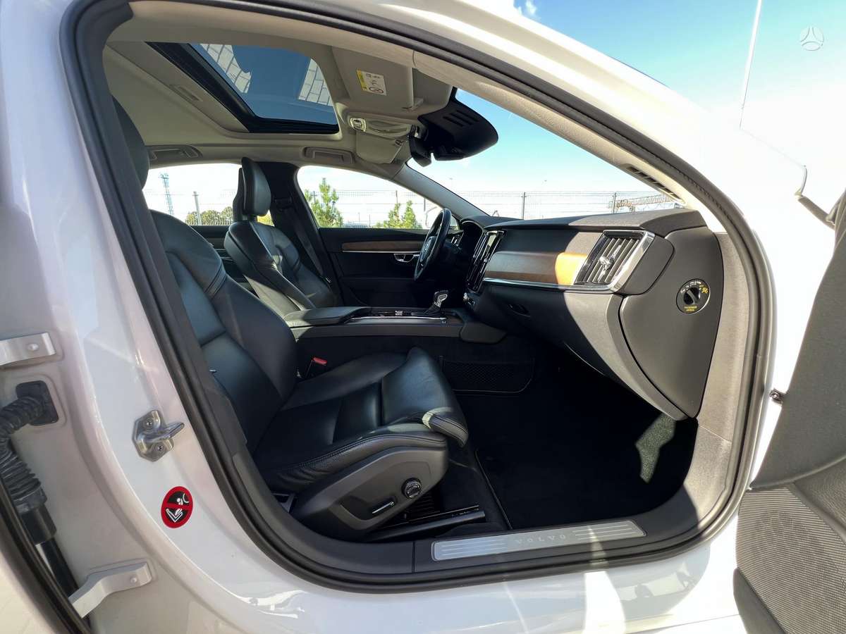 Volvo S90, 2.0 l., Седан