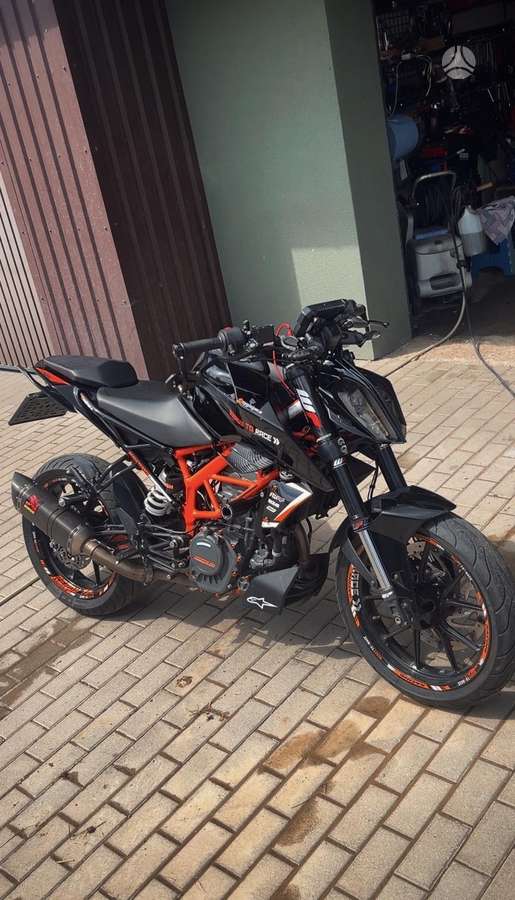 KTM Duke 125cc, street / classic