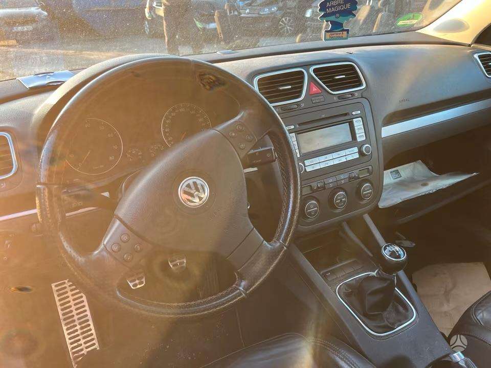 Volkswagen Eos, BVY GXV LK5X, dalimis
