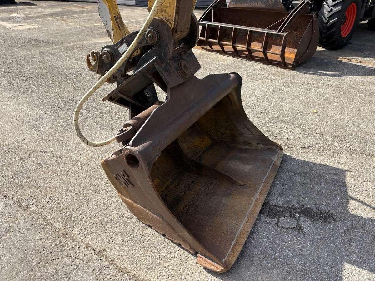Caterpillar M 312, ekskavatoriai