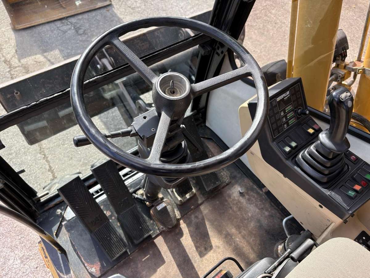 Caterpillar M 312, ekskavatoriai